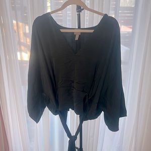 Kimono styled forest green blouse ✨